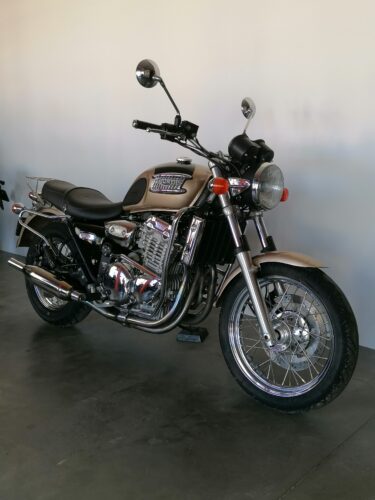 Mootorratas Triumph Thunderbird 900 2002 R3 51kW