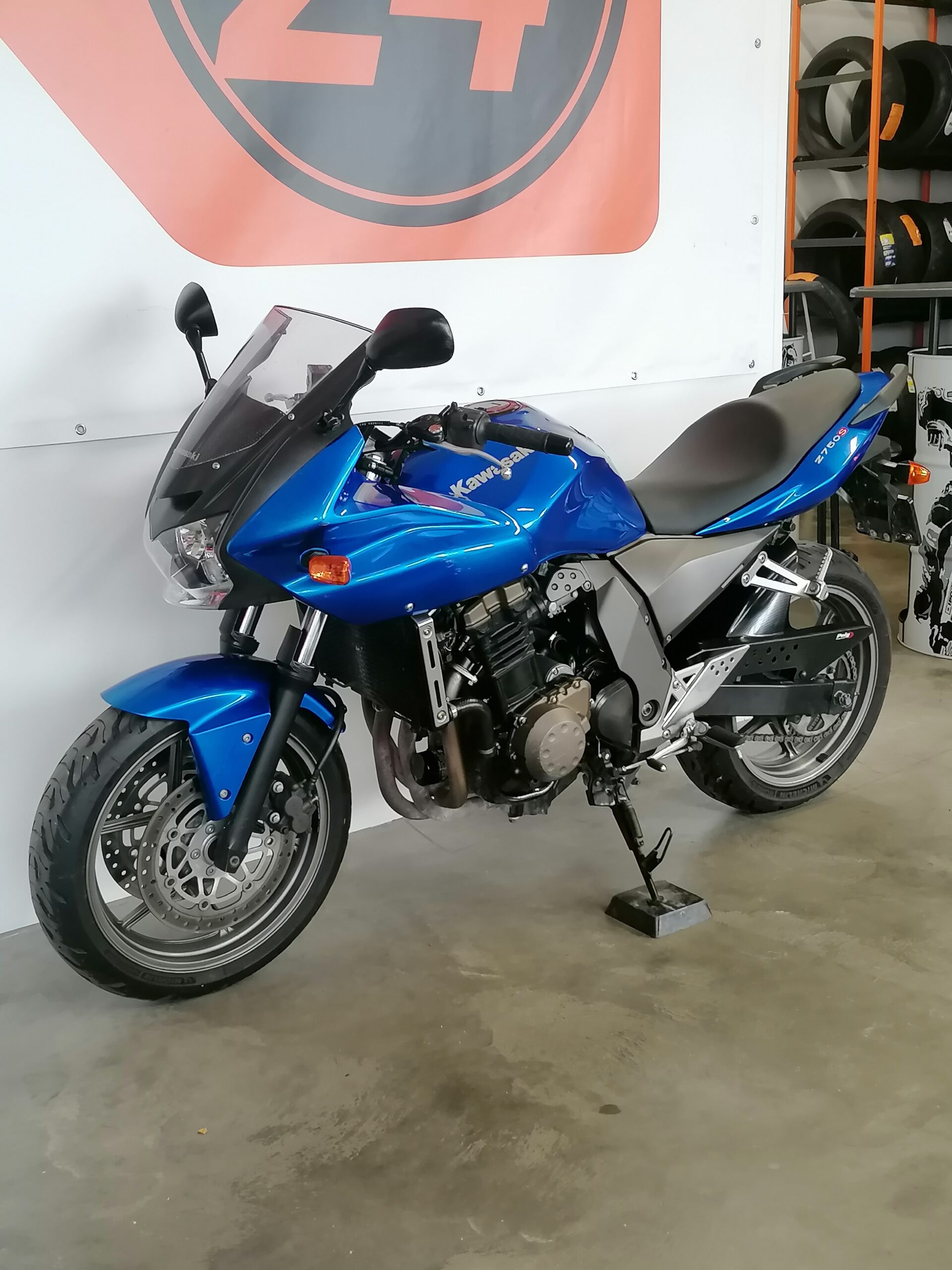 Mootorratas Kawasaki Z 750S 2005 R4 81kW - Pilt 3